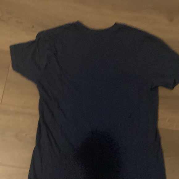 T-shirt with panda on it - Picture 2 of 2